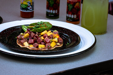 Tostada de mariscos