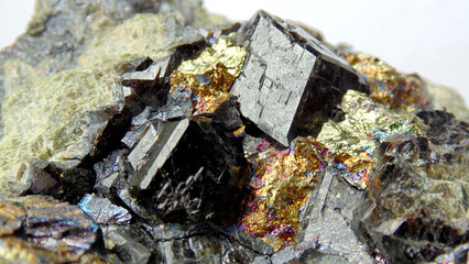 Granates en roca, minerales