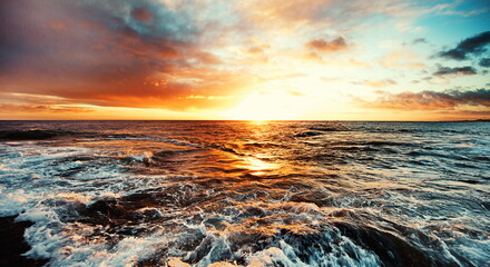 Obraz premium sunset at the beach