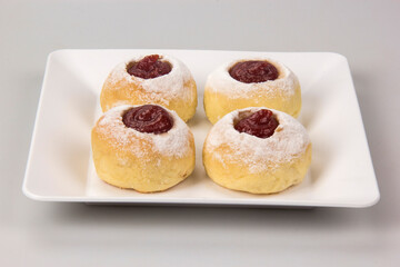 Sweet bread stuffed with guava jam