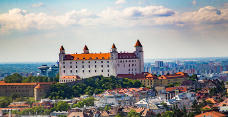 Fototapeta na wymiar Bratislava Castle is the main castle of Bratislava, the capital of Slovakia.