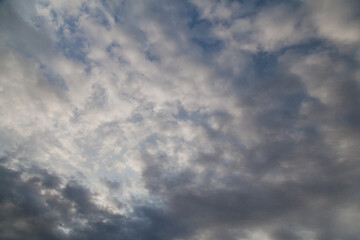 Fototapeta premium Cloudy sky contrast texture background