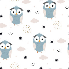 Seamless pattern Cartoon animal background Owl hand drawn design in childrens style For textiles, fashion, prints, wallpapers, vector illustrations.