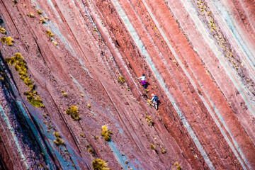 Pallay Punchu del Apu Tacllo, Montaña de Colores, Cusco - Peru.
