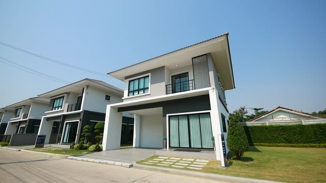 White Modern Contemporary Home Exterior Design