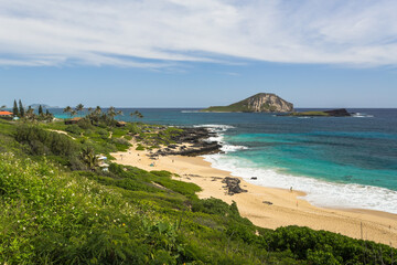 Beautiful coast of Hawaii, Oahu, in sunny summer day