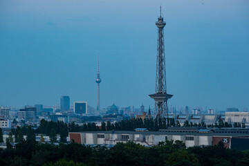 Funkturm und Fernsehturm zu Berlin © Tommy