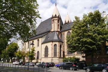 Fototapeta na wymiar Leonhardskirche in Frankfurt am Main