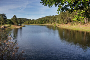 Fototapeta na wymiar Recreational area on Cachamuina reservoir