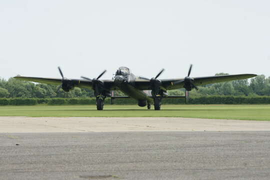 Avro Lancaster bomber, British ww2 heavy bomber
