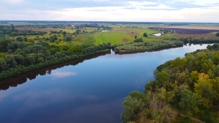 Fototapeta na wymiar View of the Desna River near the city of Chernigov. The Desna River originates in Russia and flows into the Dnieper near Kiev. 