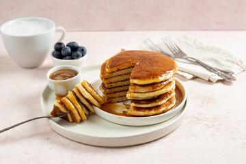 pancakes with honey