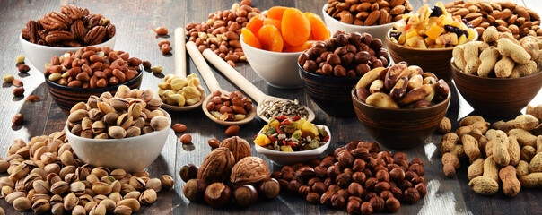 Composition with dried fruits and assorted nuts