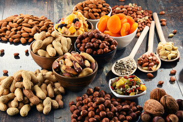 Composition with dried fruits and assorted nuts