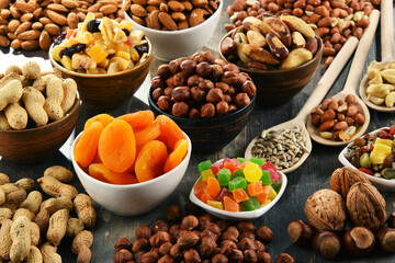 Composition with dried fruits and assorted nuts