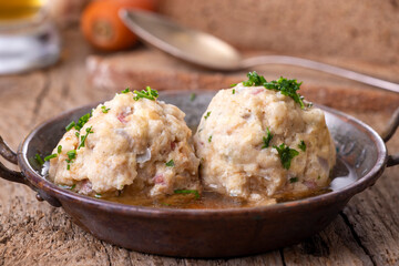 ham dumplings in broth