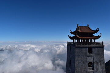 Fototapeta premium Sea of ​​clouds seen from Mt. Fansipan the highest peak in Vietnam