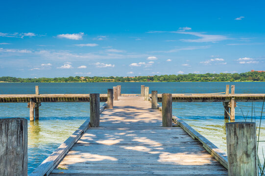 Fototapeta wooden pier on the lake