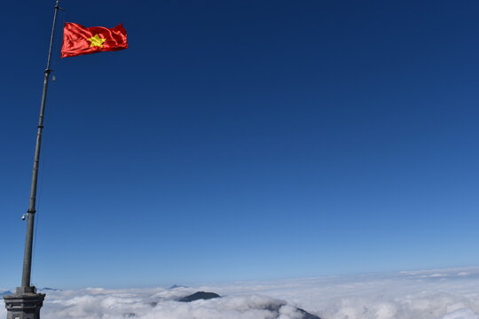 Sea Of ​​clouds Seen From Mt. Fansipan The Highest Peak In Vietnam