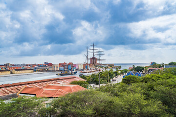 Travelling around Curacao © Gail Johnson