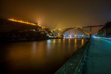 Fototapeta na wymiar Porto-Portugal