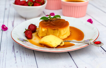 Custard creme caramel