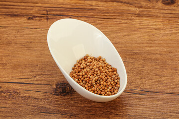Coriander seeds in the bowl