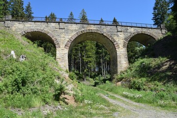 Fototapeta na wymiar old railroad bridge