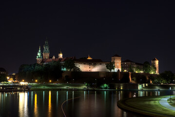 Fototapeta na wymiar Wawel by night