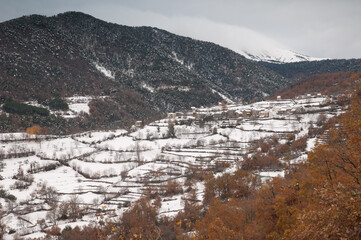 Fototapeta na wymiar Village of Fragen after a snowfall in the Pyrenees. Huesca. Aragon. Spain.