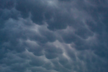 cielo nublado por nubes de algodon