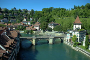 Fototapeta na wymiar An der Aare in Bern in der Schweiz 21.5.2020