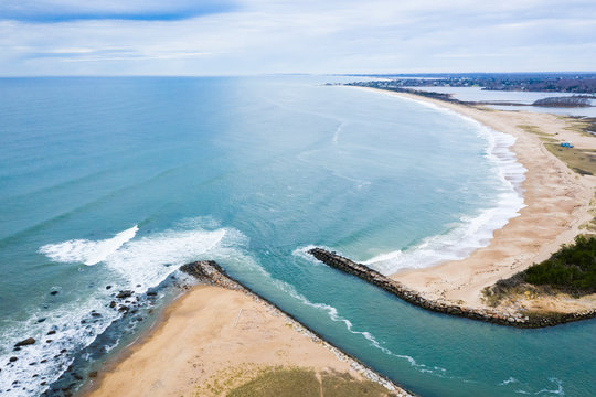 Aerial view of the beach in New England