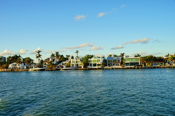 Fototapeta premium Miami downtown and beach at sun set