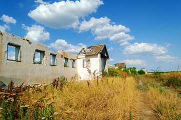 Fototapeta premium old abandoned house