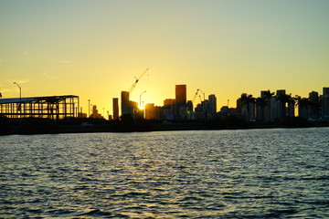 Obraz premium Miami downtown and south beach at sun set 