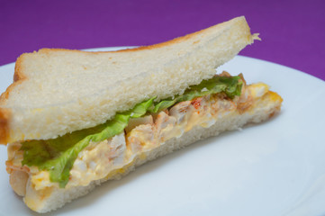 Sandwich with chicken and salad