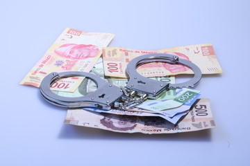 dinero pesos mexicanos fraude