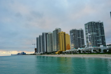 Obraz na płótnie Canvas Miami north beach at sun rise