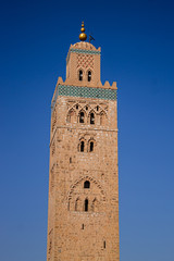 Fototapeta na wymiar Alminar en Marrakesh
