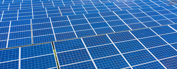 太陽光発電・ソーラーパネル・ドローン空撮