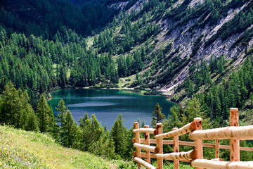 Fototapeta na wymiar mountain lake in the mountains, Tauplitzalm Austria