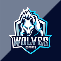 White wolf esport logo design © avante_speed