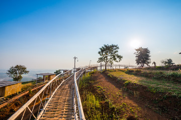 Scenery photos on a clear day.8