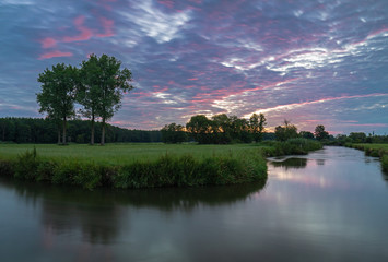 Morgendämmerung an der Paar in Bayern