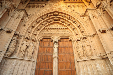 Obraz premium fachada principal, obra de Miguel Verger iniciada en 1592, renacentista, Catedral de Mallorca , siglo XIII, Monumento Histórico-artístico, Palma, mallorca, islas baleares, españa, europa