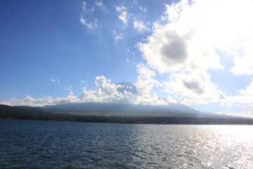 Mt.Fuji from Lake Yamanaka in Yamanashi, JAPAN
山中湖からの富士山、山梨県、日本