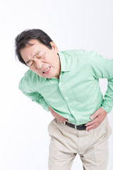 腹痛の男性