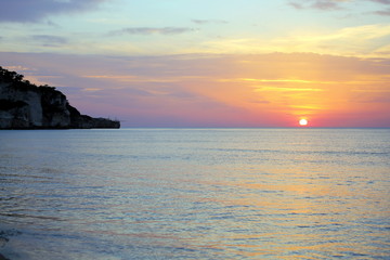Naklejka premium Peschici : trabucco al tramonto
