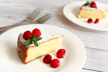 Homemade casserole with cottage cheese, semolina and raspberries